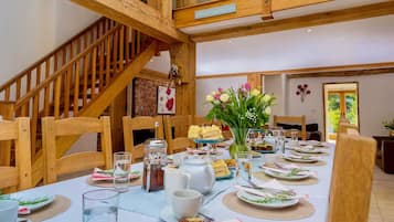 House | Dining