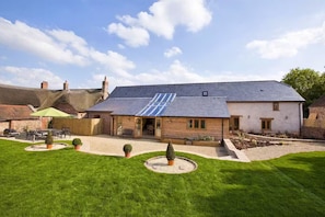 Exterior - Jurston Lane Barn Family Retreat (Wellington)