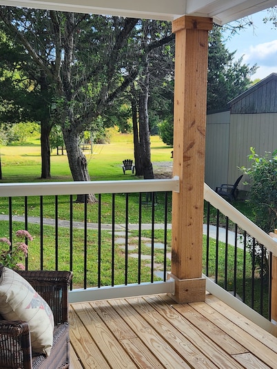 Charming 3-bedroom farmhouse on 20 acres located in rustic Corbin City.