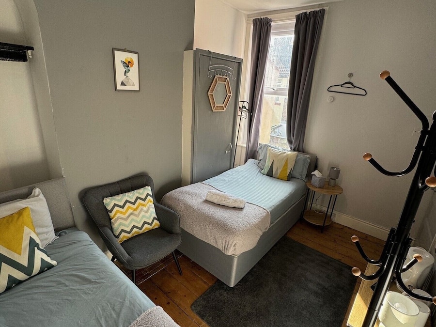 Twin Room, Non Smoking | Premium bedding, free WiFi, bed sheets