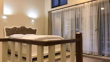 Ropa de cama de alta calidad, sistema de insonorización y wifi gratis