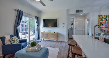 Elegant Elephant-Book for Football season! Walk to Stadium!