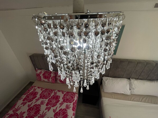 4 bedrooms, WiFi, bed sheets - Xtra 4-bedroom apartment in London with WiFi (London)