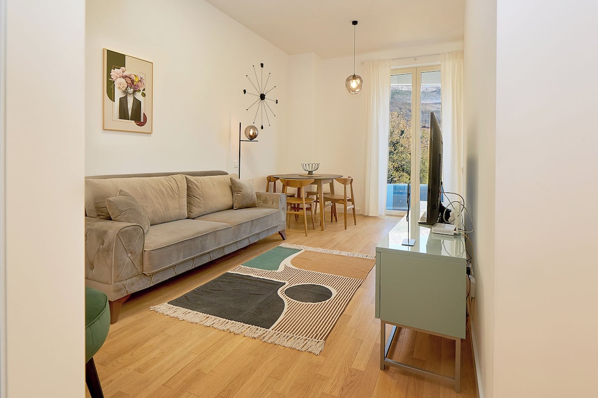 Luxe appartement | 1 slaapkamer, een kluis op de kamer, verduisterende gordijnen
