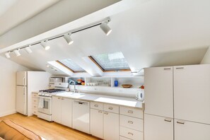 Interior - 'river's Bend' Snowmass Condo: Bike, Hike & Ski! (Snowmass)