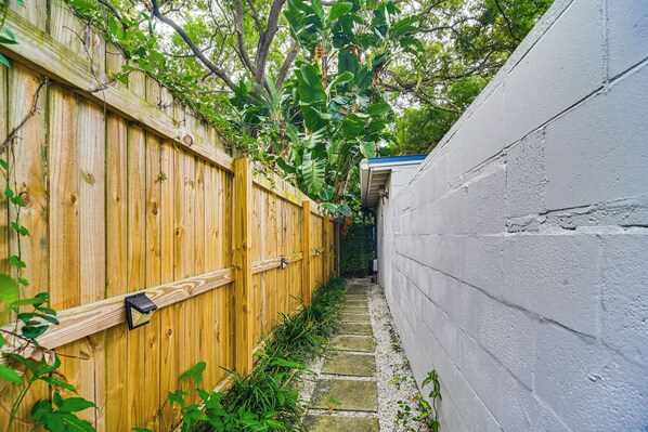 Apartment (0 Bedroom) | Interior - Peaceful Studio Near Golf Course in Clearwater! (Clearwater)