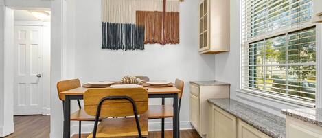 Apartamento (2 Bedrooms) | Parte interna