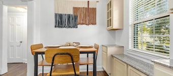Pet-friendly Mobile Condo ~ 4 Mi to Downtown!