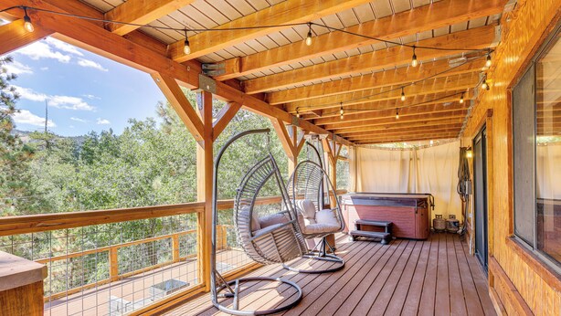 House (3 Bedrooms) | Interior - 1 Mi to Skiing: Mtn-view Cabin in Big Bear Lake (Big Bear Lake)