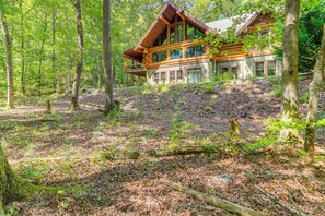 Interior - Private Hot Tub & Home Theater: Ranger Log Cabin! (Ranger)