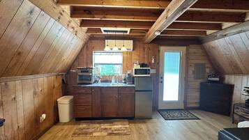 Microwave, oven, stovetop, coffee/tea maker