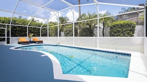 Piscine extérieure