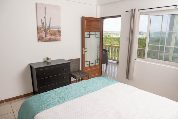 Strykejern/-brett og wi-fi (inkludert)