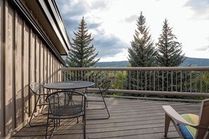 Outdoor dining - PM14 | Hot Tub | On the Mountain | Walkable to slopes (Steamboat Springs)