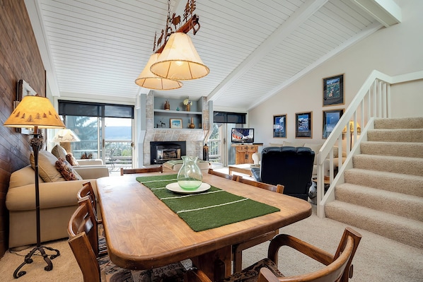 Interior - PM14 | Hot Tub | On the Mountain | Walkable to slopes (Steamboat Springs)