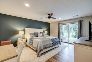 3 habitaciones, tabla de planchar con plancha, internet y ropa de cama