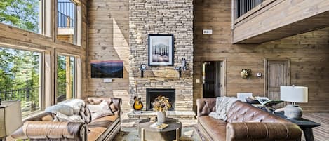 Cabin, 5 Bedrooms | Interior