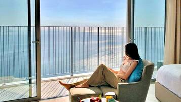 特色公寓客房, 1 張加大雙人床, 陽台, 海景 | 埃及棉床單、高級寢具、記憶床墊、迷你吧