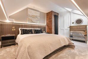 شقة | 3 عدّة غرف نوم وخدمة الإنترنت