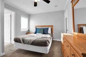 2 bedrooms, iron/ironing board, WiFi, bed sheets - Beaver Street Cottage (North Wales)