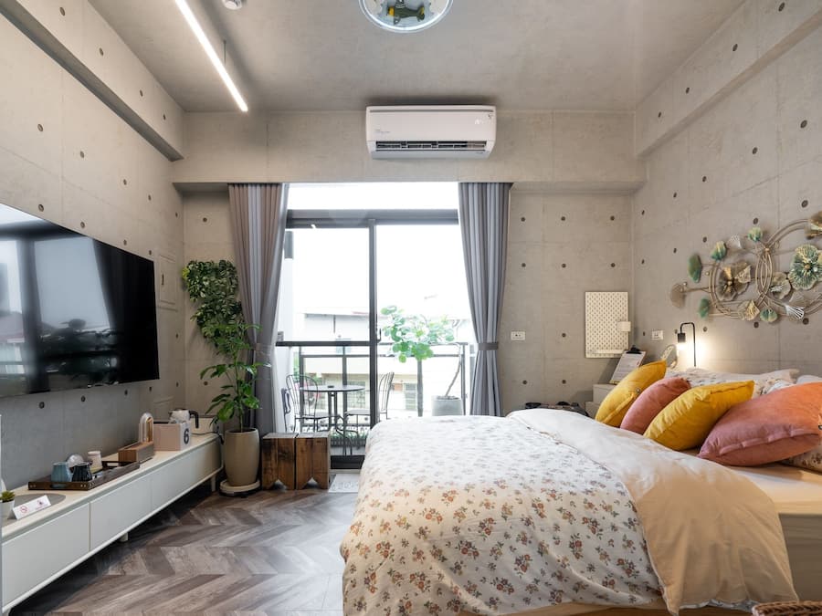 Doppia Exclusive | Con stile personalizzato, con arredamento individuale, una scrivania