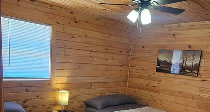 Cottontail Farmhouse HMT Trails
