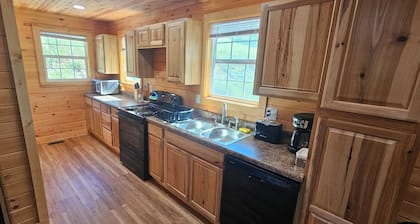 Cottontail Farmhouse HMT Trails
