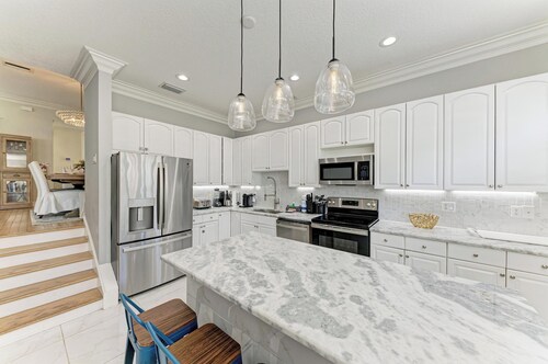 Tuscan Tides - Custom Pool Home - powered by Island Real Estate