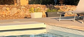 Contemporary house for 8 people in a quiet location 900 metres from Lorgues town center