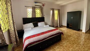 6 chambres, fer et planche Ă repasser, Wi-Fi gratuit, draps fournis