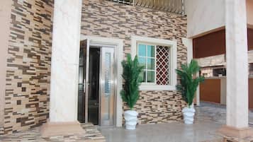 Nhà | Chi tiết ngoại thất