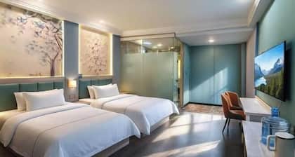 Yanggu Jinxi Business Hotel