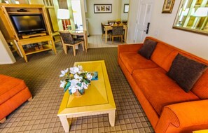 TV, DVD player - Congratulations! Sleeps 6+Extras! (Palm Springs)