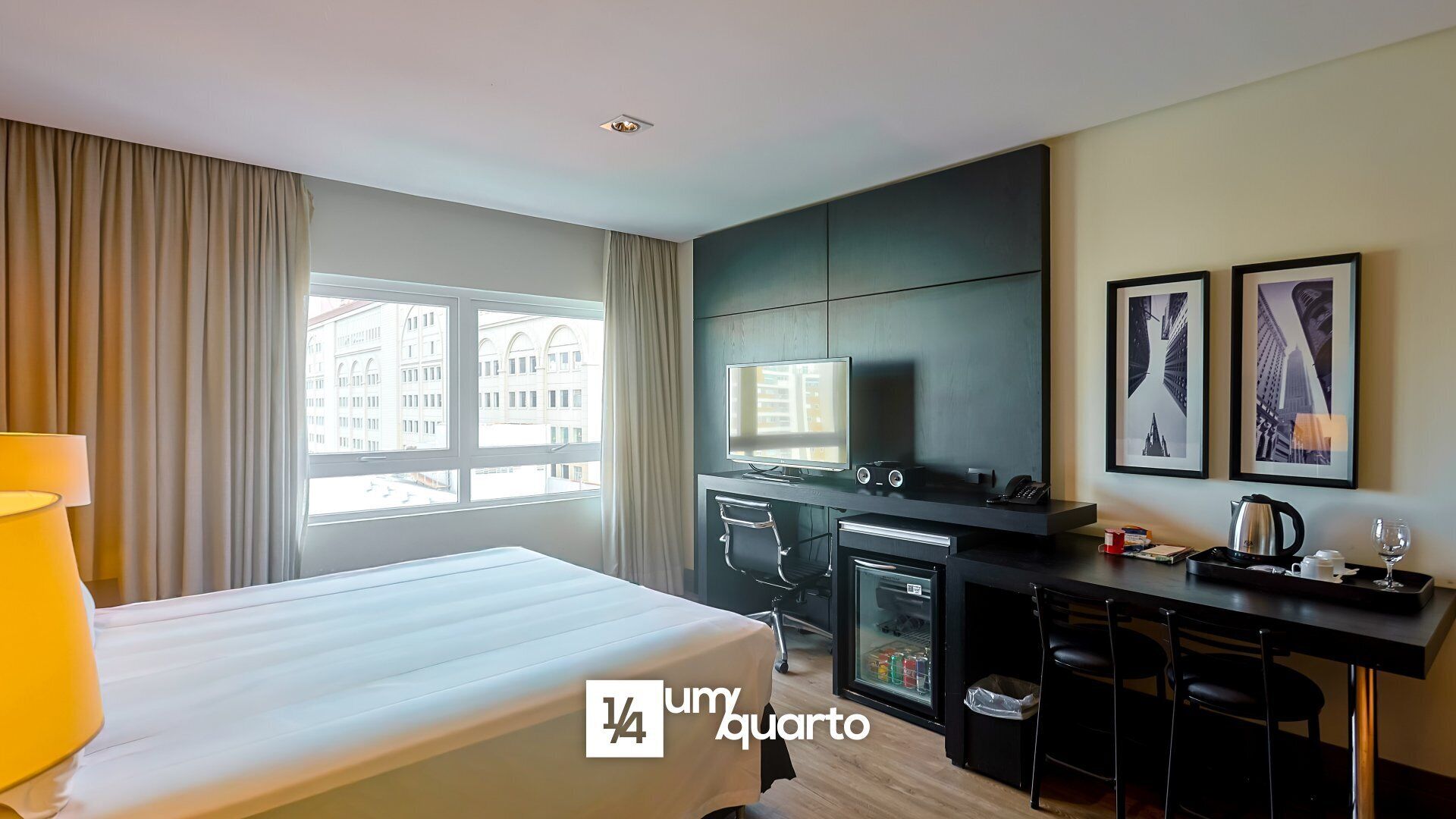 1 quarto, acesso à internet, roupa de cama