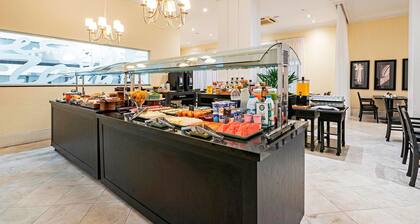 Suite Twin by ¼ UmQuarto 11-PR.