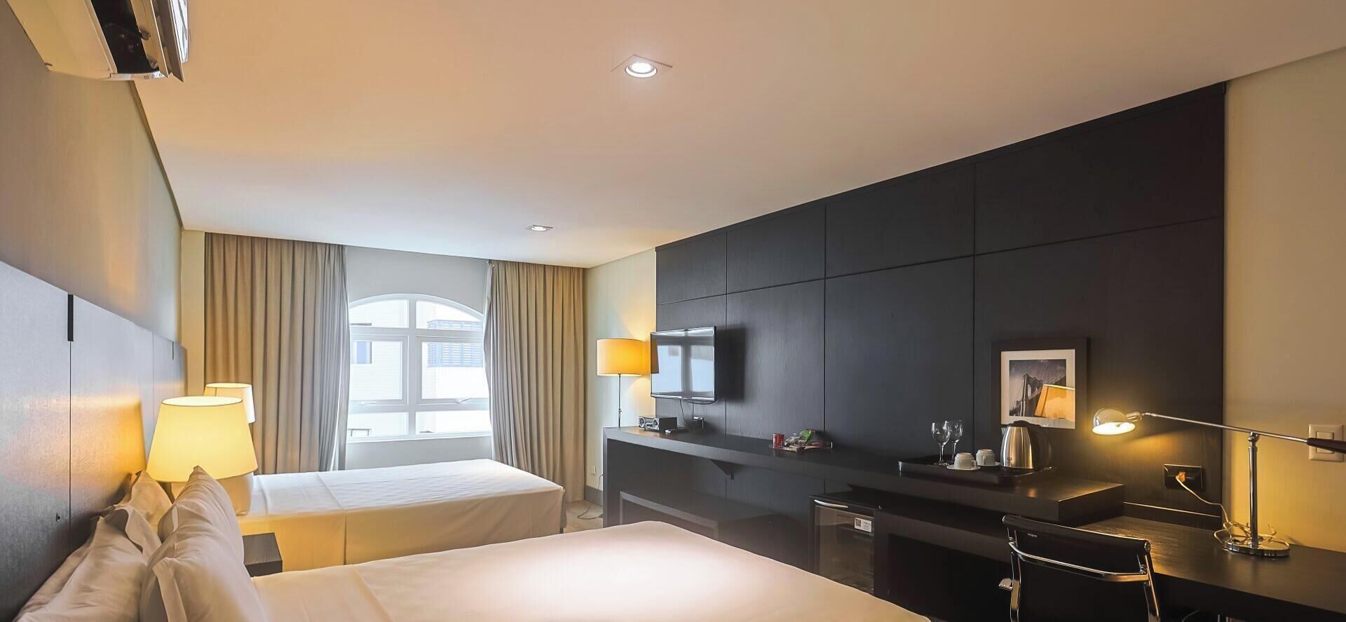 1 quarto, acesso à internet, roupa de cama