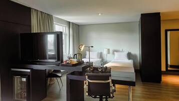 1 quarto, acesso à internet, roupa de cama
