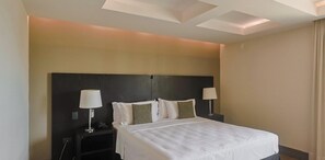 1 bedroom, internet, bed sheets