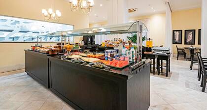 Suite Family by Œ UmQuarto 12-PR.
