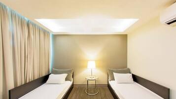 1 bedroom, internet, bed sheets