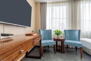 Room - Chongqing Jinyue Bay Hotel（tushuguanditiezhanxinanyiyuandian） (Chongqing)