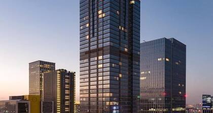 Chongqing Jinyue Bay Hotel(tushuguanditiezhanxinanyiyuandian)