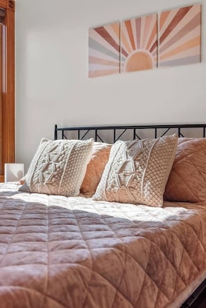 4 chambres, fer et planche Ă repasser, accĂšs Internet, draps fournis