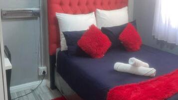 1 bedroom, WiFi, bed sheets