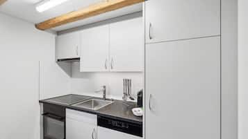 Réfrigérateur, four, plaque de cuisson, lave-vaisselle