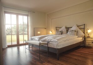 2 slaapkamers, een strijkplank/strijkijzer, wifi, beddengoed