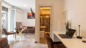 Family Quadruple Room, Balcony, Courtyard View | Hypo-allergenic bedding, down comforters, memory foam beds