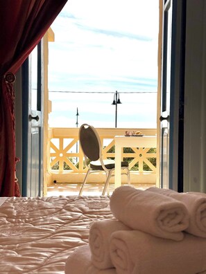 Coffres-forts dans les chambres, bureau, lits bébé (en supplément)