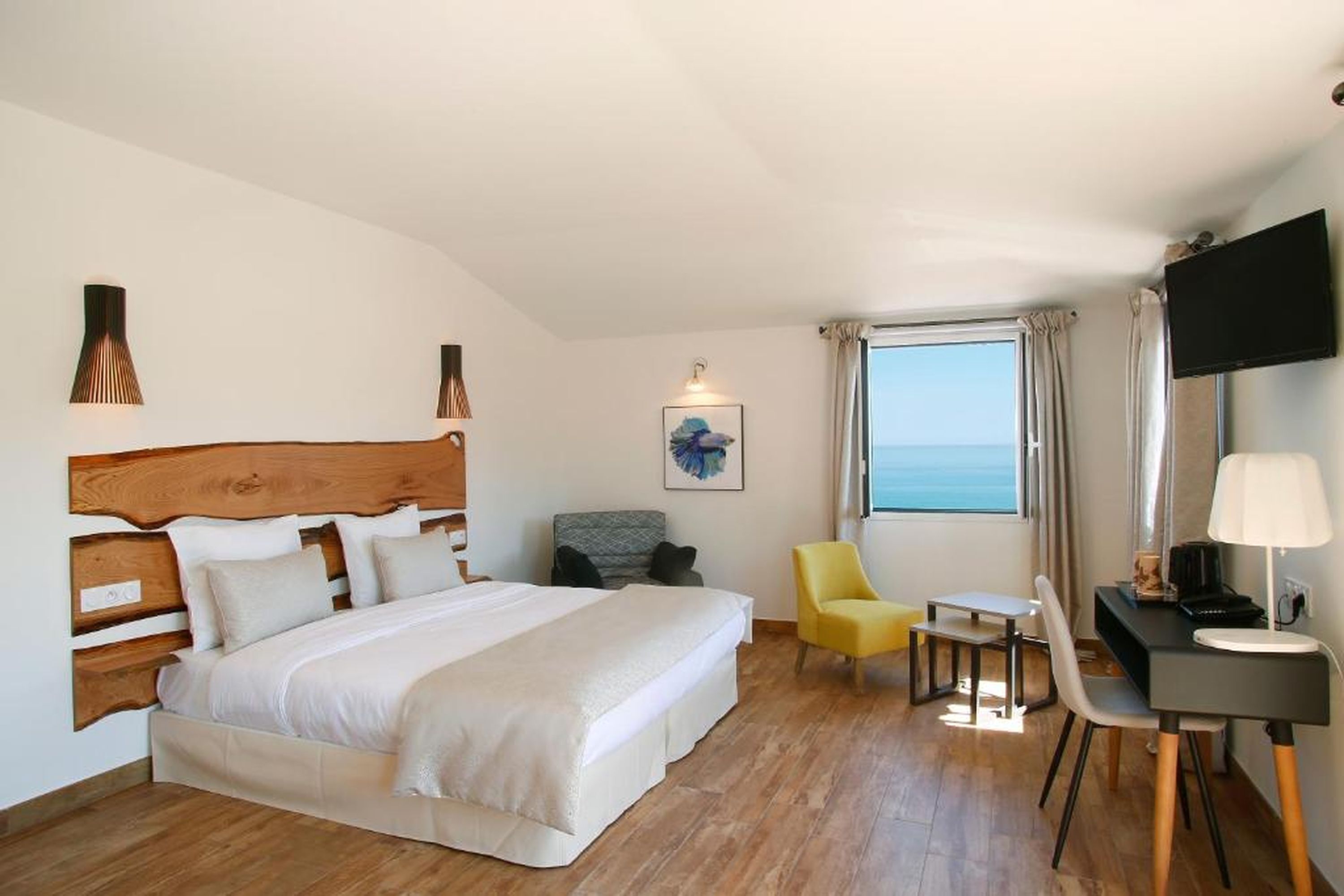 superior double room, balcony, sea view | premium bedding, in-room safe, desk, soundproofing