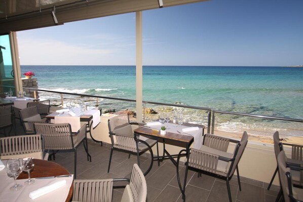 Lunch and dinner served, local cuisine